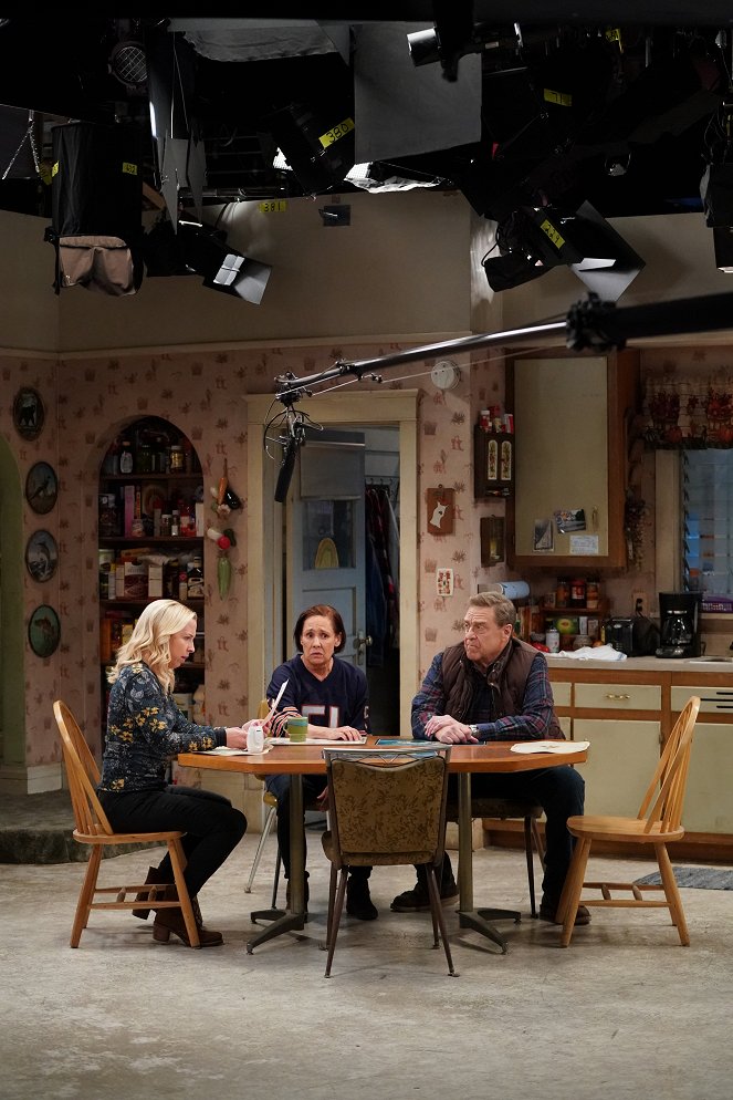 The Conners - Lanford, Toilet of Sin - Making of - Alicia Goranson, Laurie Metcalf, John Goodman