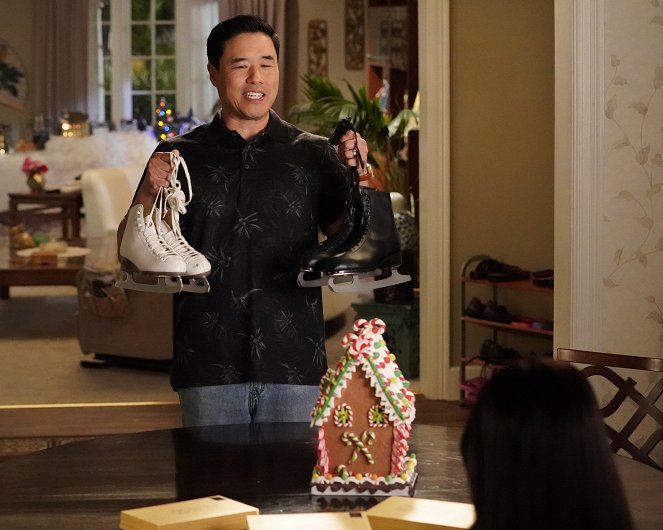 Fresh Off the Boat - Jessica Town - Photos - Randall Park