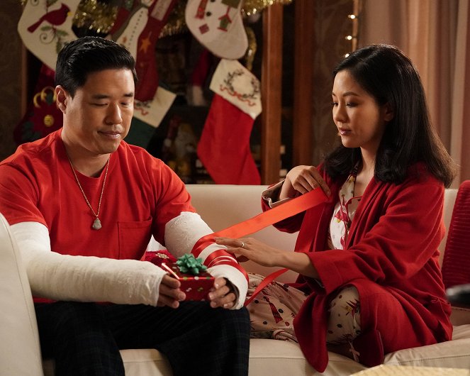 Fresh Off the Boat - Jessica Town - Filmfotos - Randall Park, Constance Wu