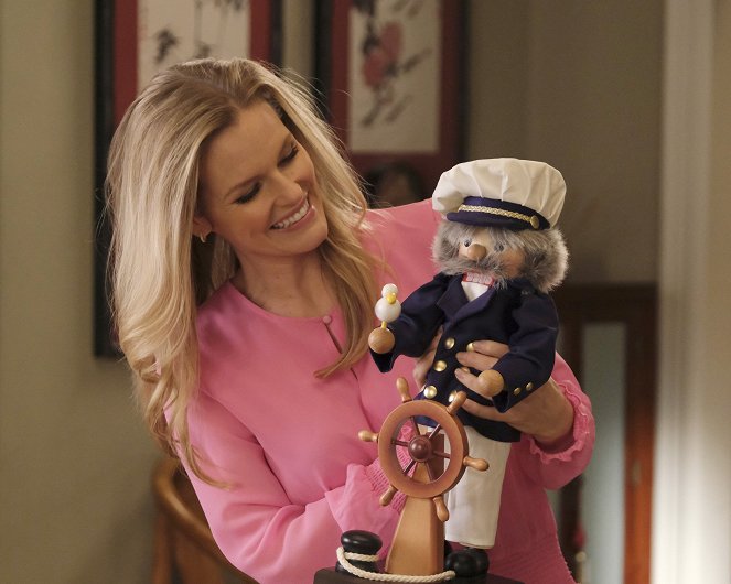 Fresh Off the Boat - Season 6 - Jessica Town - Photos - Chelsey Crisp