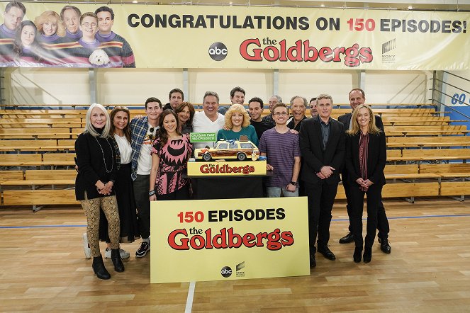 The Goldbergs - Season 7 - It's a Wonderful Life - Del rodaje