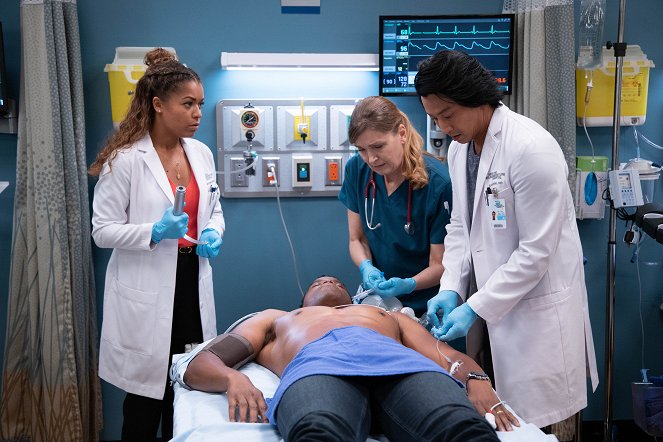 The Good Doctor - Incomplete - Photos - Antonia Thomas, Will Yun Lee