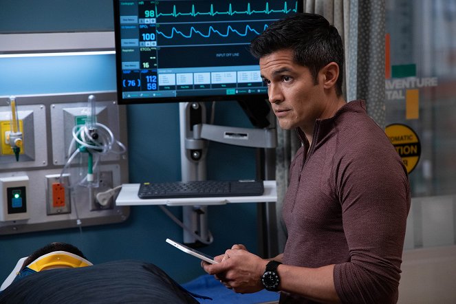 The Good Doctor - Friends and Family - Photos - Nicholas Gonzalez