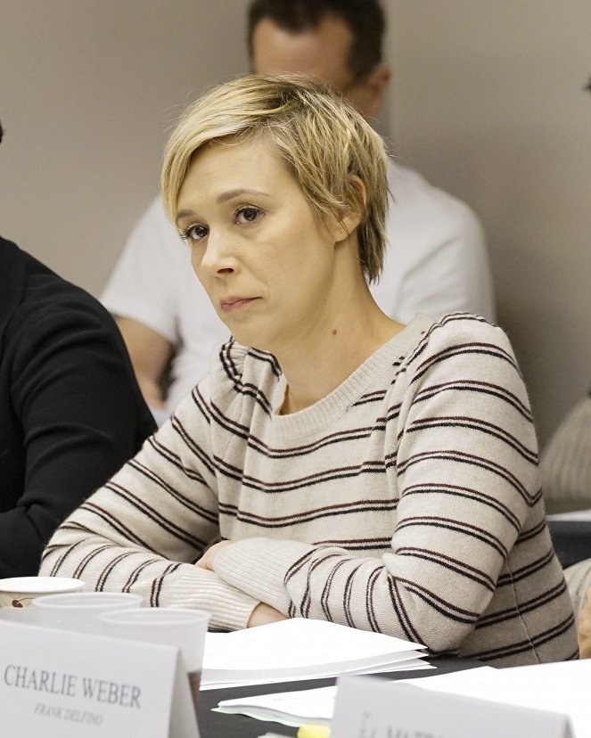 How to Get Away with Murder - Season 6 - Are You the Mole? - Making of - Liza Weil