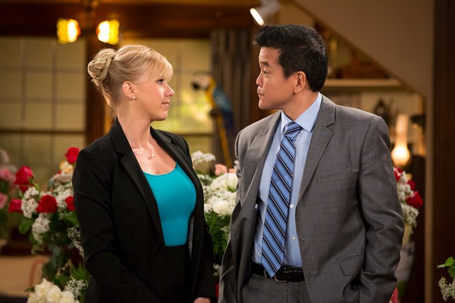 Fuller House - War of the Roses - Photos - Jodie Sweetin