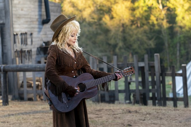Dolly Parton's Heartstrings - If I Had Wings - Van film