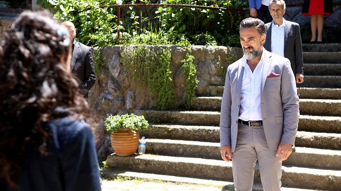 Çoban Yıldızı - Episode 12 - Photos - Selim Bayraktar