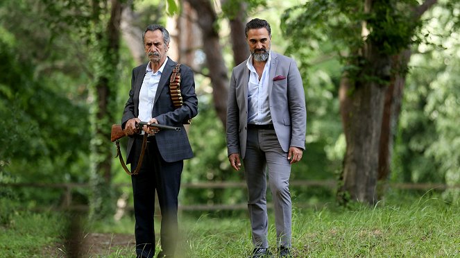 Çoban Yıldızı - Episode 12 - Photos - Selim Bayraktar, Menderes Samancılar