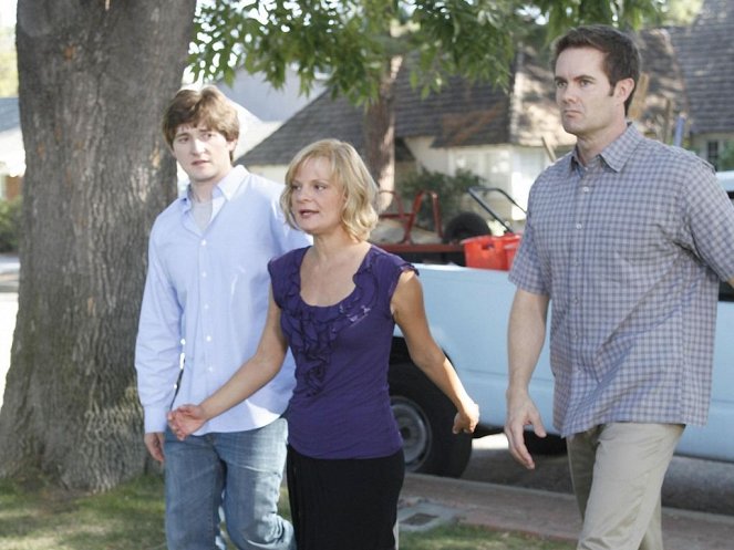 Raising Hope - Isän Tyttö - Meet the Grandparents - Kuvat elokuvasta - Lucas Neff, Martha Plimpton, Garret Dillahunt