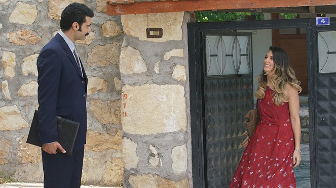 Deli Gönül - Episode 1 - Photos - Murat Ünalmış, Tuvana Türkay