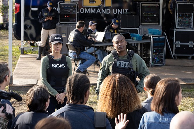 Agenci NCIS: Nowy Orlean - Requital - Z filmu - Necar Zadegan, Chaz Lamar Shepherd