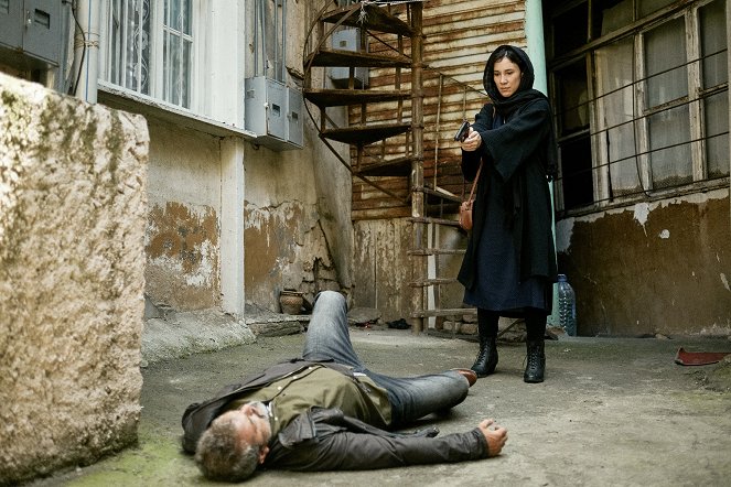 Bullets - Alba - Photos - Sibel Kekilli