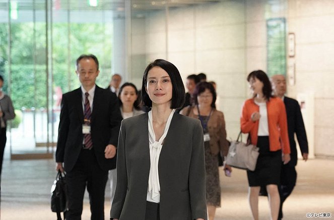 Haru - The Woman Of A General Trading Company - Episode 3 - Photos - Miki Nakatani