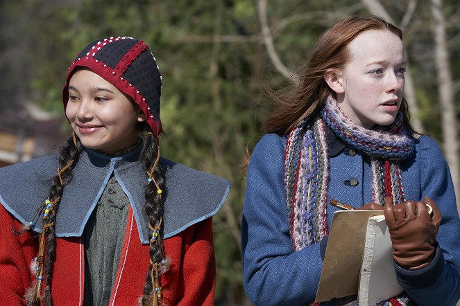 Anne with an E - Season 3 - A Secret Which I Desired to Divine - Photos - Kiawentiio, Amybeth McNulty