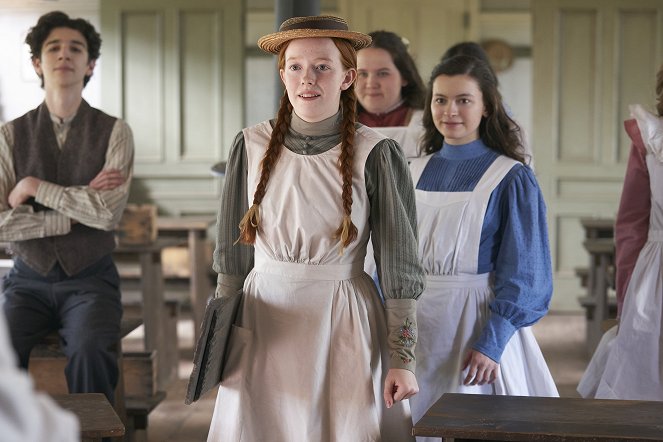 Anne, E-vel a végén! - A jó lélek hatalmas erőfeszítése - Filmfotók - Jacob Ursomarzo, Amybeth McNulty, Glenna Walters, Dalila Bela