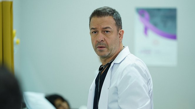 Mucize Doktor - Episode 13 - Z filmu - Murat Aygen