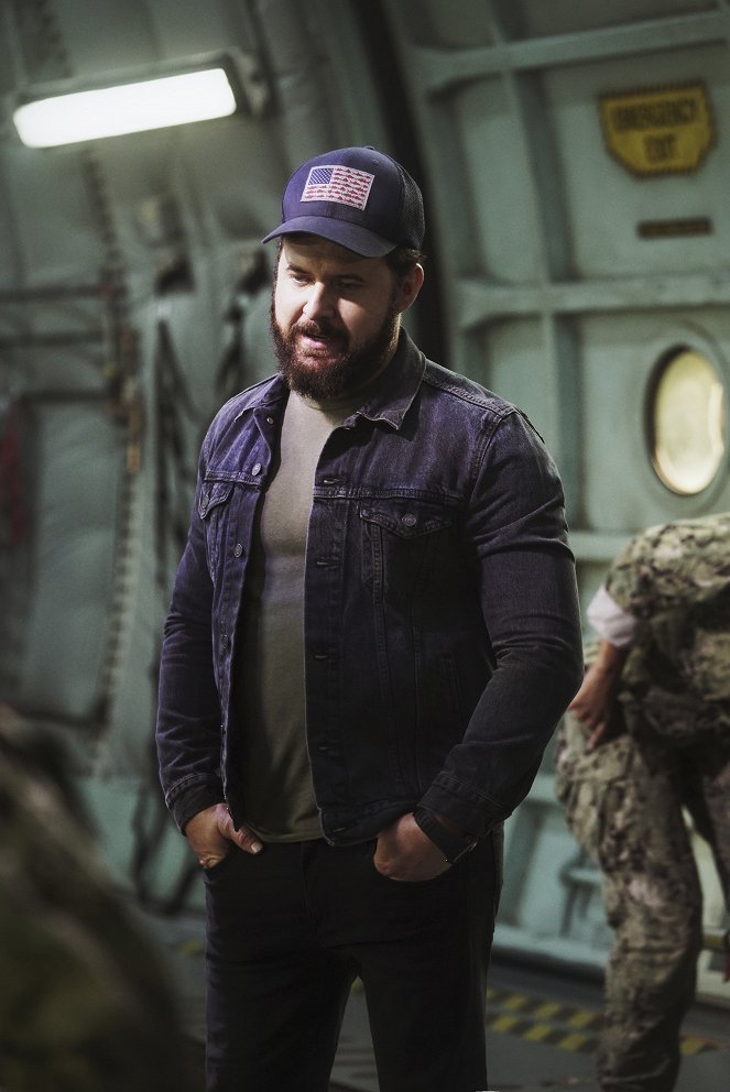 SEAL Team - Boarding Party - Van film - A. J. Buckley