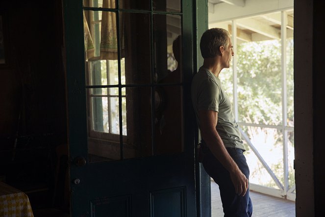 NCIS: New Orleans - Close to Home - Filmfotók - Scott Bakula
