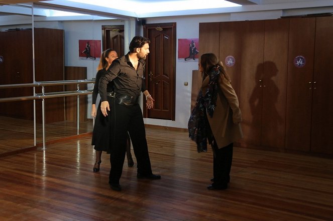 Afili Aşk - Gözüm Üstünde - Kuvat elokuvasta