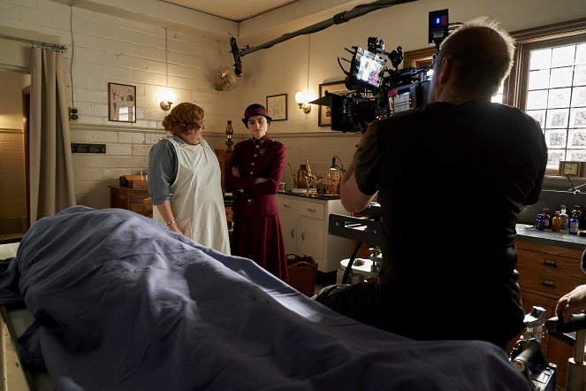 Frankie Drake Mysteries - Season 3 - A Brother in Arms - Making of