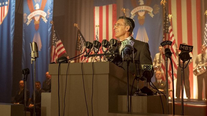 The Plot Against America - Do filme - John Turturro