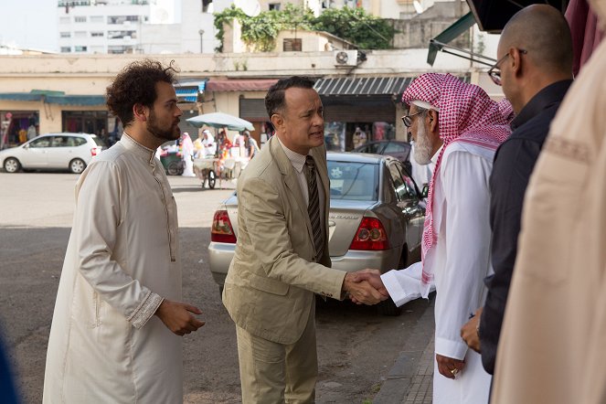 Hologram pro krále - Z filmu - Omar Elba, Tom Hanks