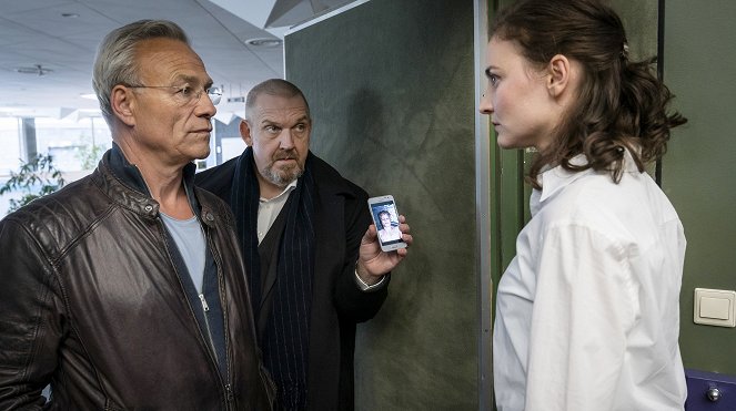 Tatort - Kein Mitleid, keine Gnade - De la película - Klaus J. Behrendt, Dietmar Bär, Ines Marie Westernströer