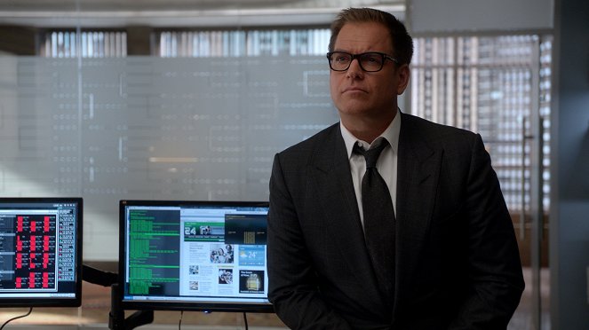 Bull - Her Own Two Feet - Film - Michael Weatherly