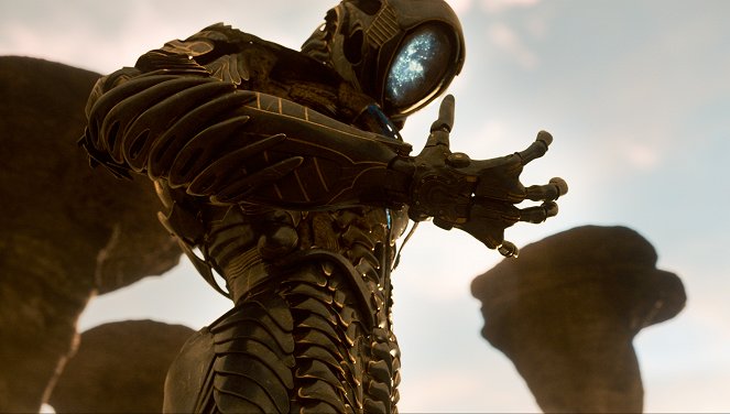 Lost in Space - Scarecrow - Photos