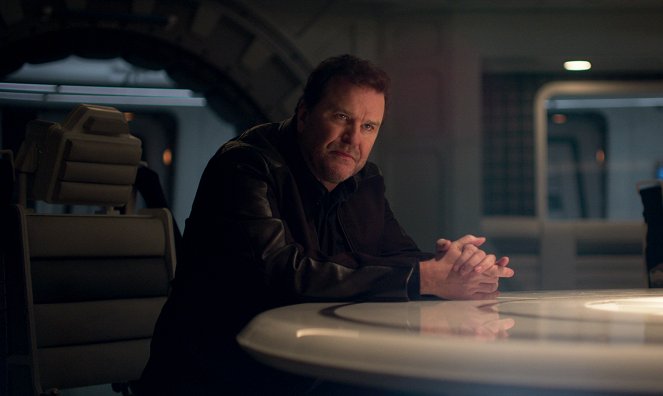 Lost in Space - Unknown - Photos - Douglas Hodge