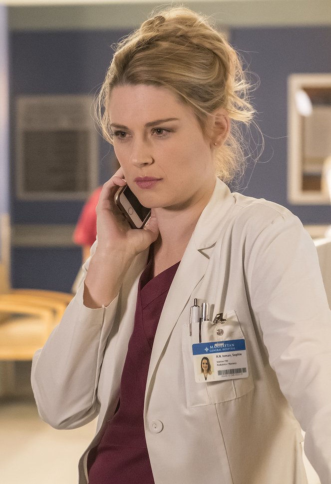 This Is Us - Season 2 - The Most Disappointed Man - Photos - Alexandra Breckenridge