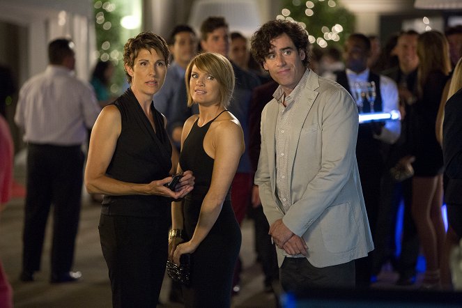 Epizody - Epizoda 5 - Z filmu - Tamsin Greig, Kathleen Rose Perkins, Stephen Mangan