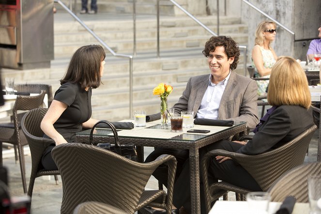 Episodes - Episode 7 - Filmfotos - Stephen Mangan