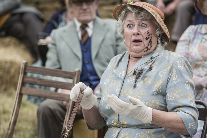 Father Brown - Season 7 - The Blood of the Anarchists - Photos - Sorcha Cusack