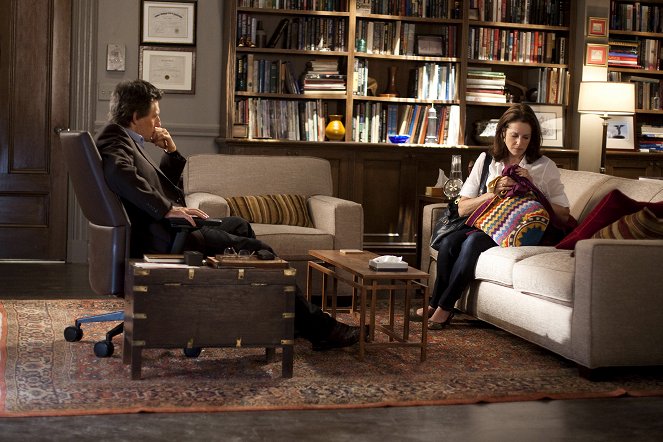 In Treatment - Season 3 - Frances: Week Five - Photos - Gabriel Byrne, Debra Winger