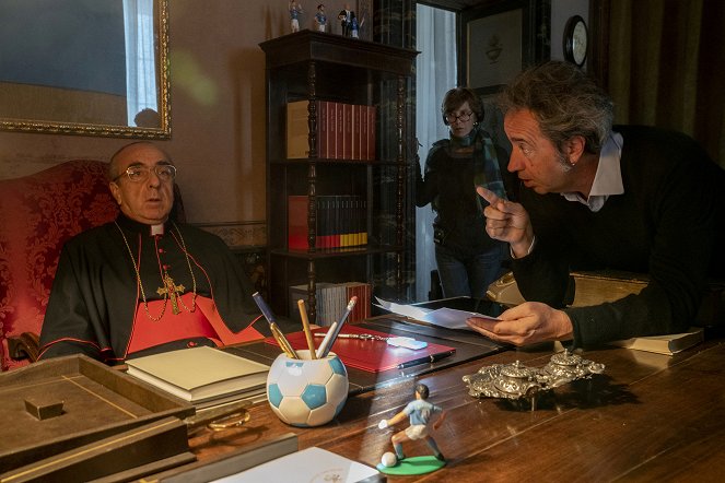 The New Pope - Episode 5 - Del rodaje - Silvio Orlando, Paolo Sorrentino