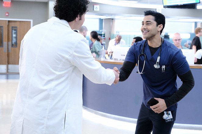 The Resident - Free Fall - Photos - Manish Dayal
