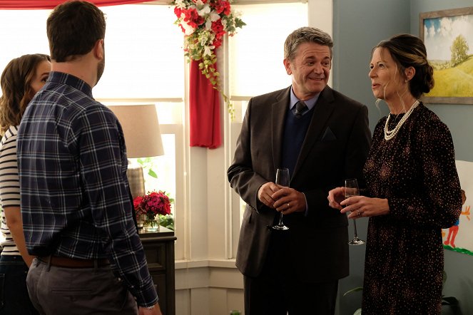 Single Parents - The Angie-Man - Do filme - John Michael Higgins, Mo Collins