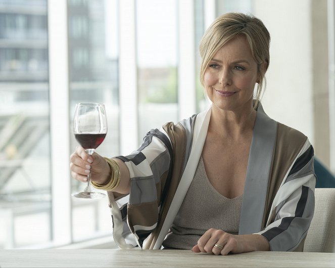 The Bold Type - Legends of the Fall Issue - Photos - Melora Hardin