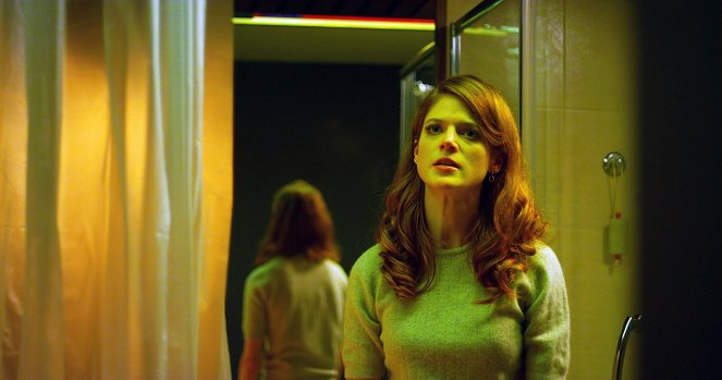 Utopia - Season 2 - Episode 1 - Photos - Rose Leslie