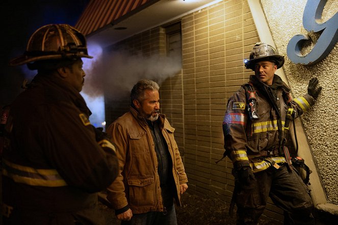 Chicago Fire - Where We End Up - Van film - Taylor Kinney