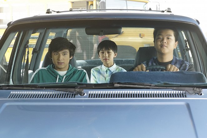 Fresh Off the Boat - Season 6 - A Seat at the Table - Photos - Forrest Wheeler, Ian Chen, Hudson Yang