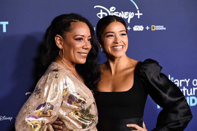 Diary of a Future President - Veranstaltungen - The cast of ‘Diary of a Future President’ attended a Red Carpet Premiere on Tuesday, January 14, 2020 in Los Angeles, CA