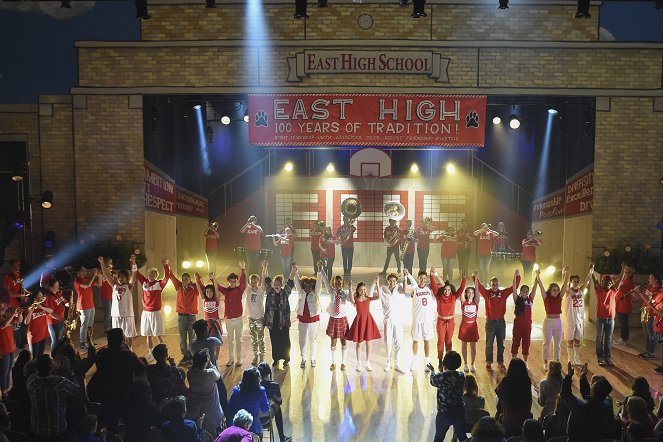 High School Musical : La comédie musicale : La série - Act Two - Film