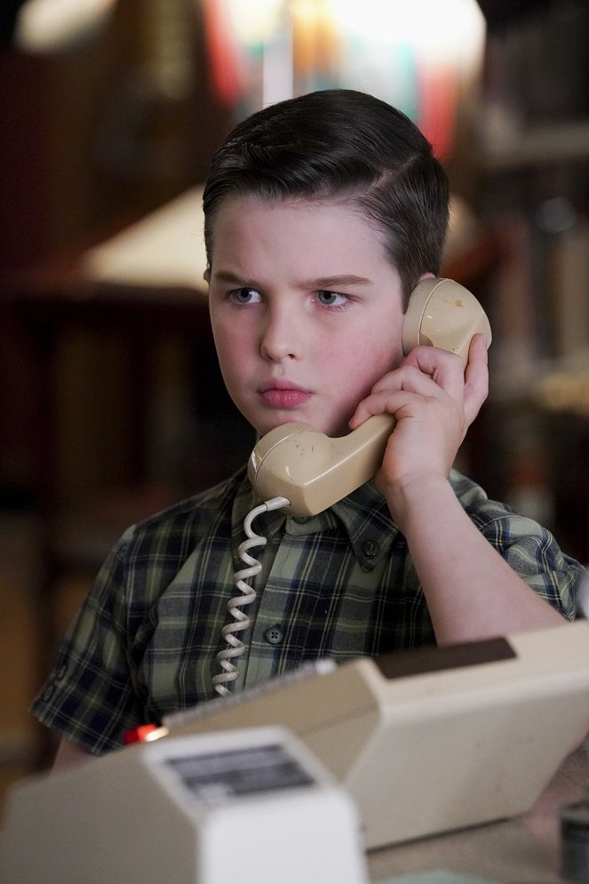 Young Sheldon - An Entrepreneurialist and a Swat on the Bottom - Van film - Iain Armitage