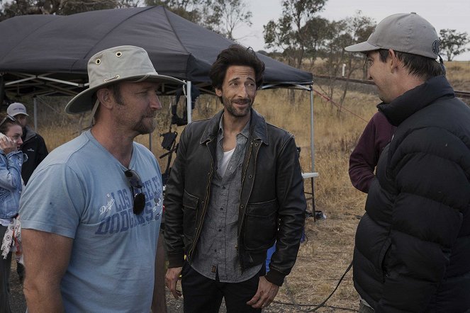 Visões do Passado - De filmagens - Michael Petroni, Adrien Brody