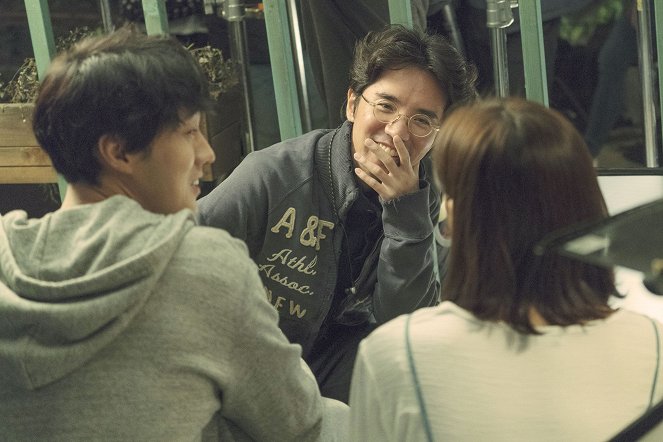 Jigeum mannaleo gabnida - Dreharbeiten - Jang-Hoon Lee