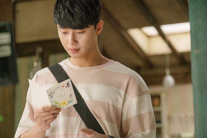 Jigeum mannaleo gabnida - Do filme - Seo-joon Park