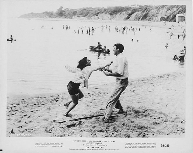 Le Dernier Rivage - Cartes de lobby - Ava Gardner, Gregory Peck