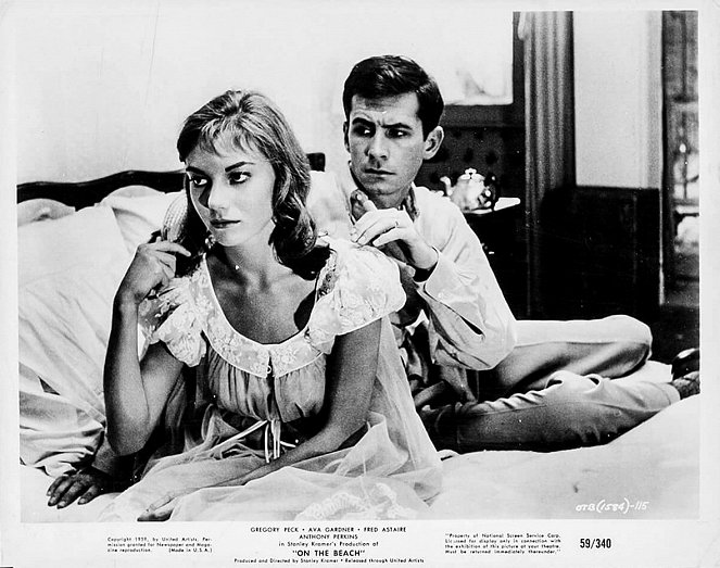 Le Dernier Rivage - Cartes de lobby - Donna Anderson, Anthony Perkins